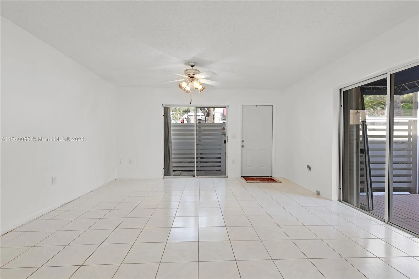 596 NW 97th Ave