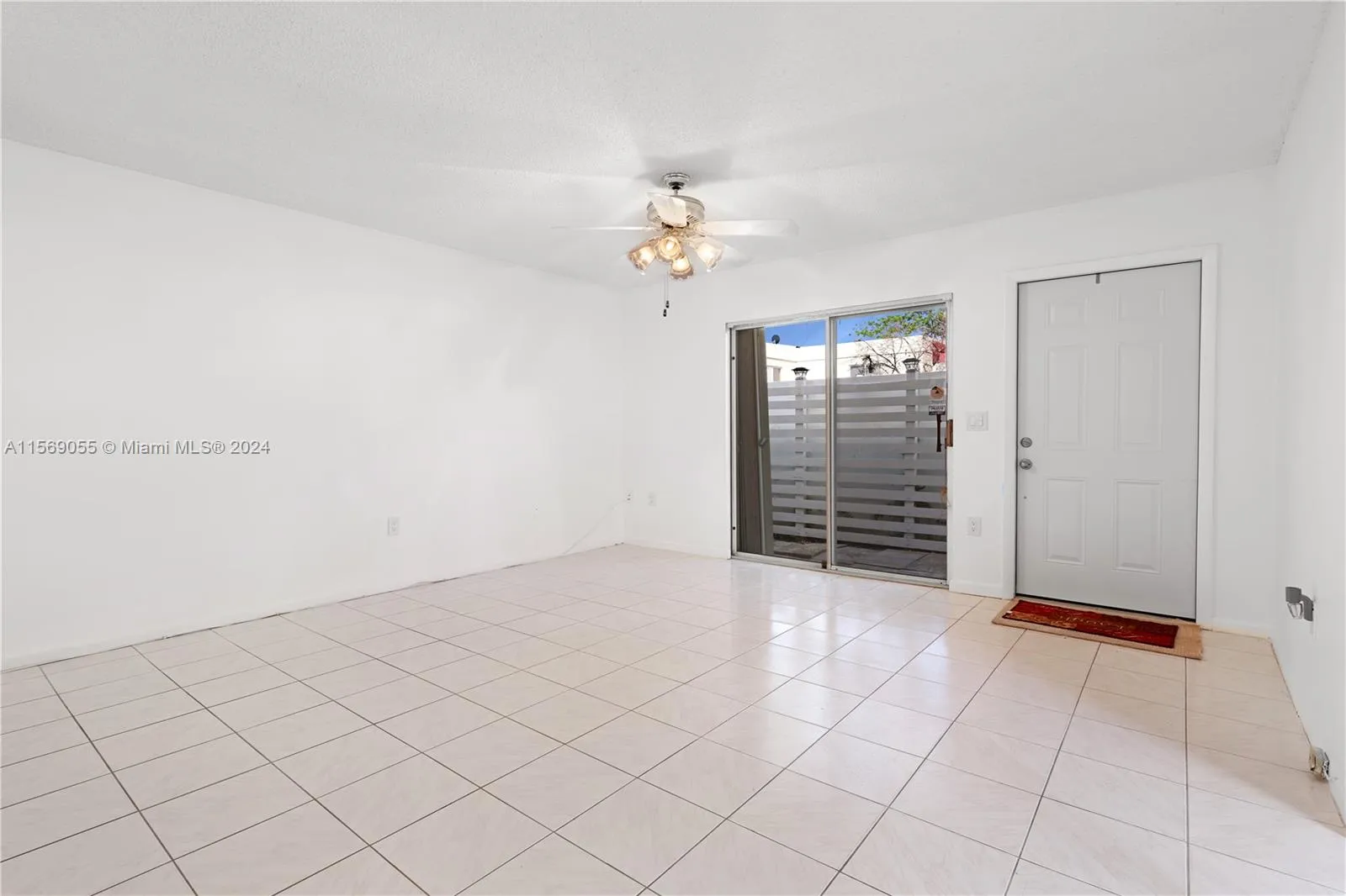596 NW 97th Ave