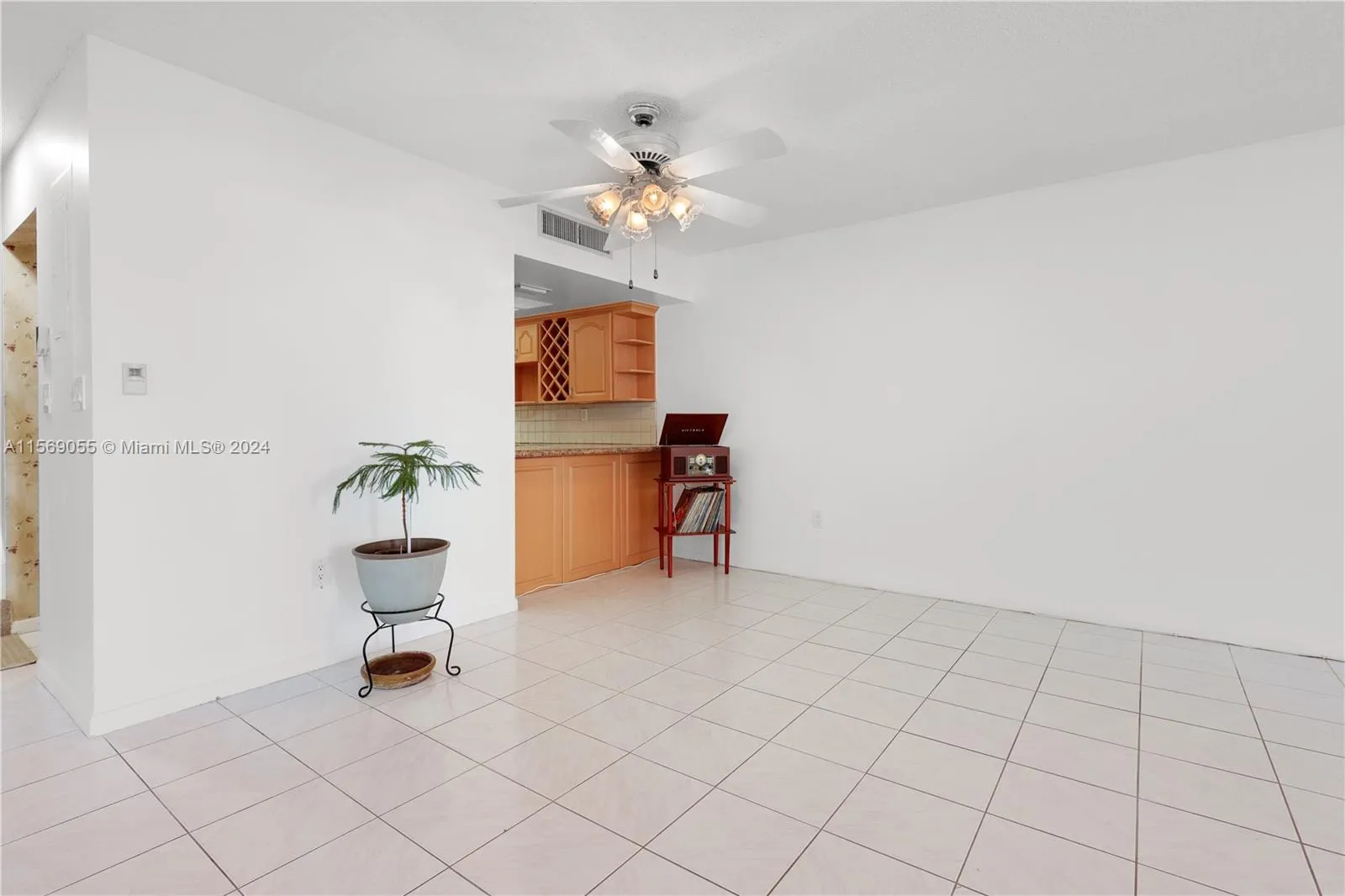 596 NW 97th Ave