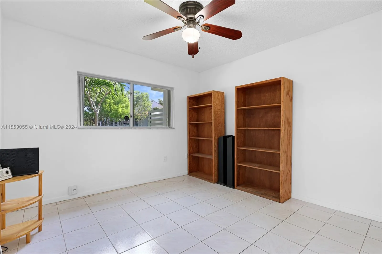 596 NW 97th Ave
