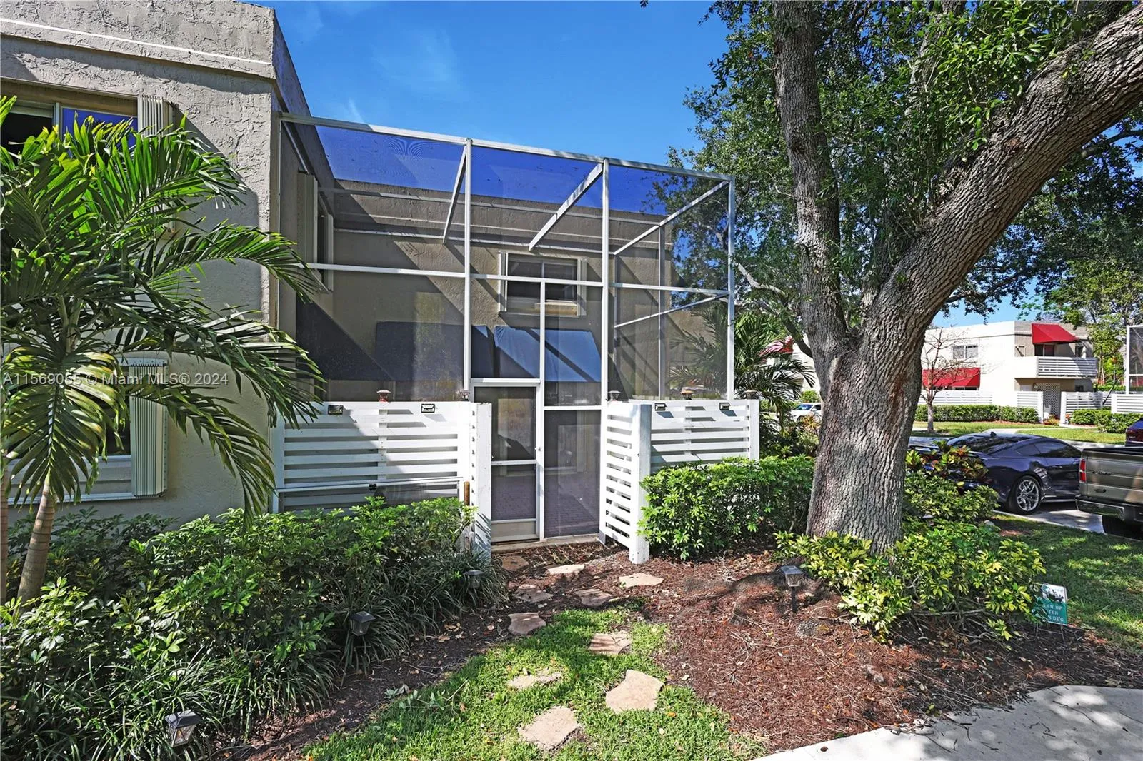 596 NW 97th Ave