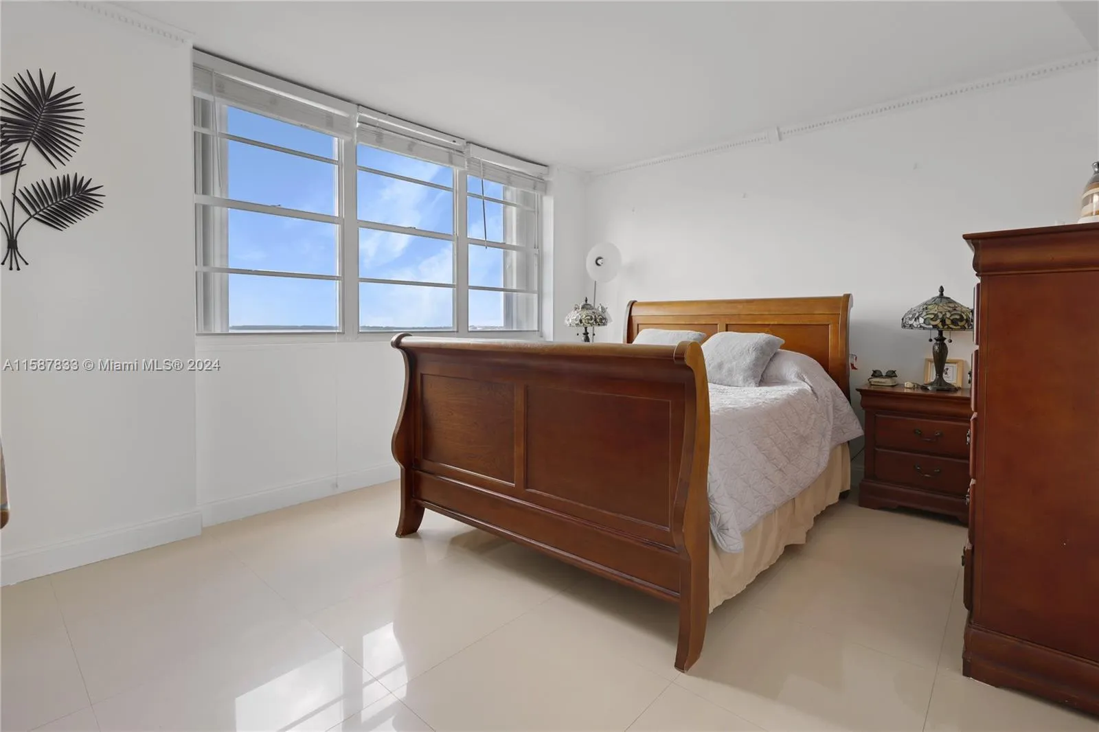 801 Brickell Bay Dr # 1070