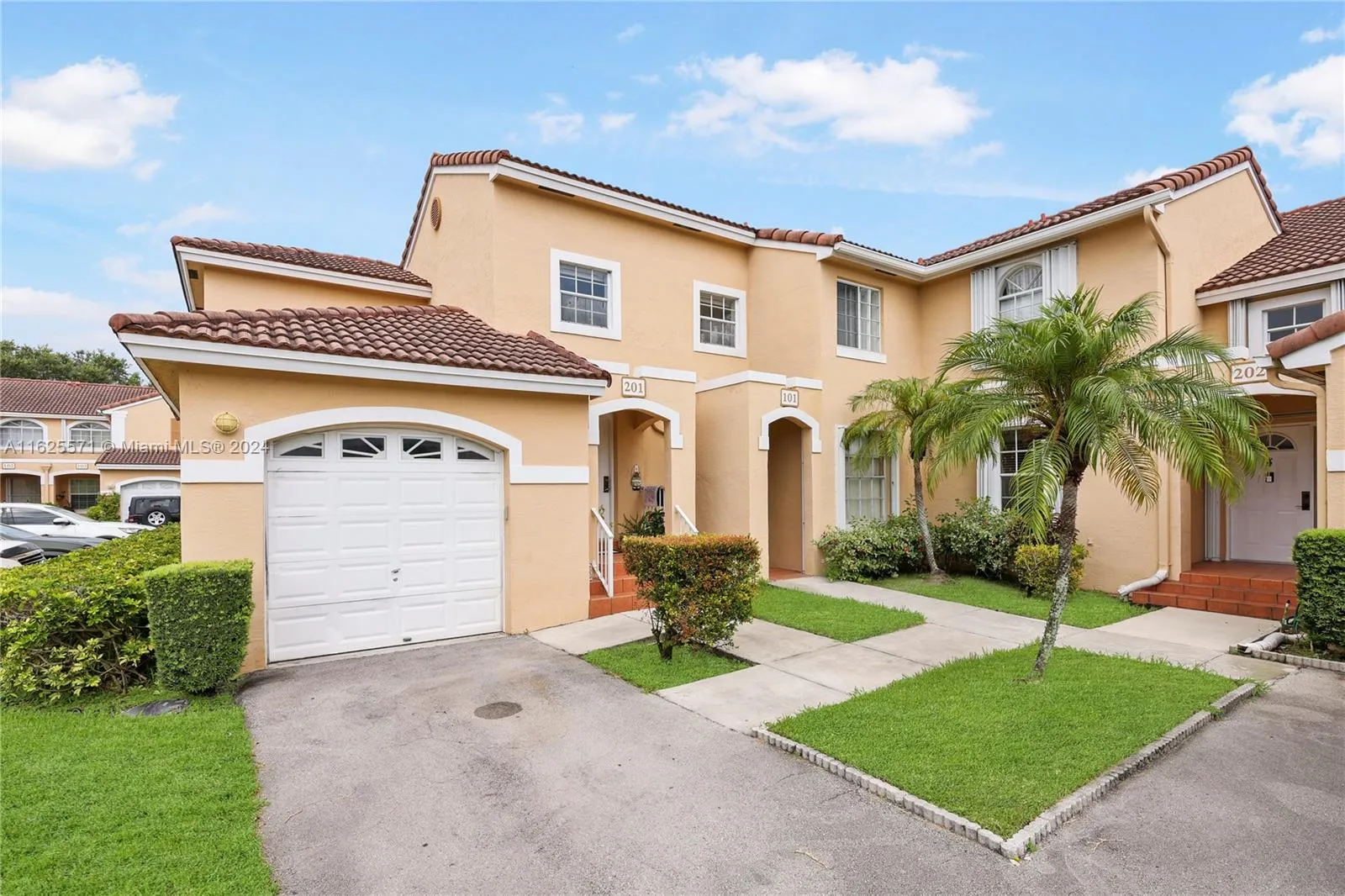 14847 Balgowan Rd # 7 Unit: 101-7, Miami Lakes