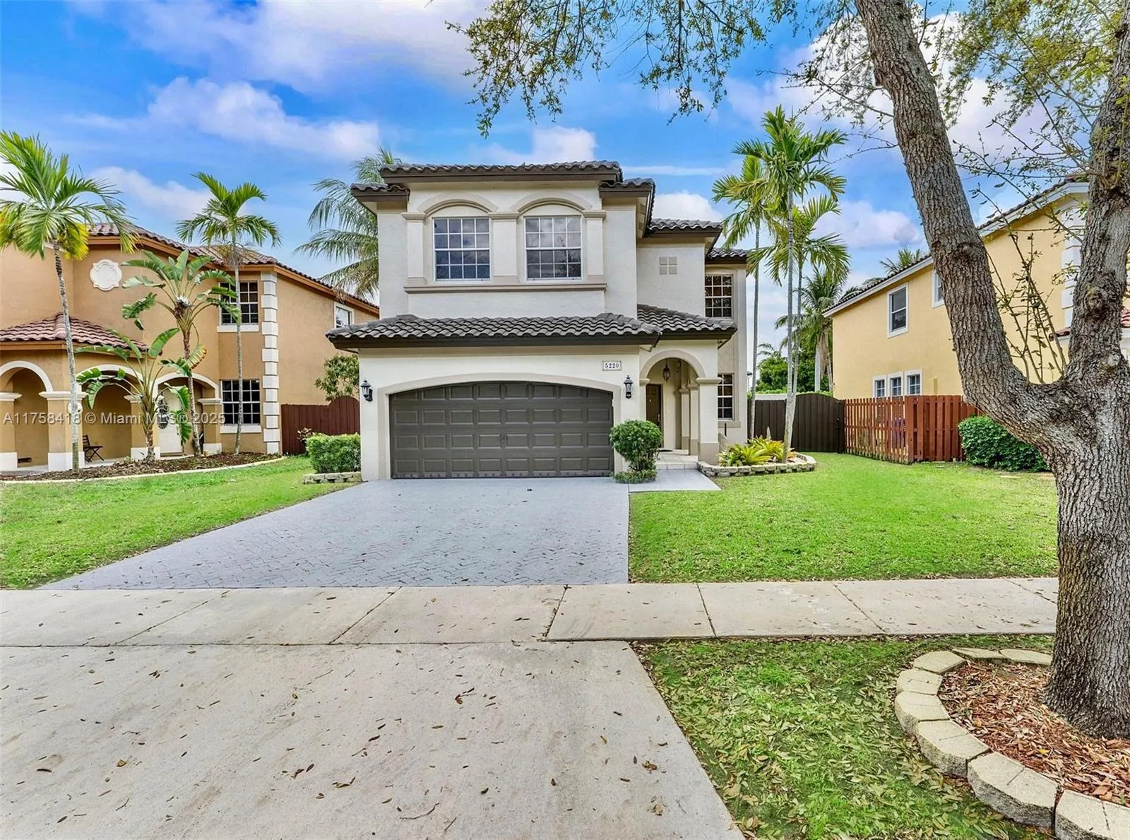 5220 SW 139th Ter