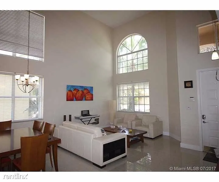 1201 NW 167th Avenue, Pembroke Pines